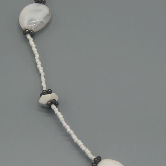 Bead small big marble sheer black white necklace costume jewelry hook READ - Picture 4 of 6